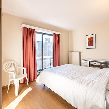 In St-idesbald With Sea View, Cleaning Included Apartamento Sint-Idesbald
